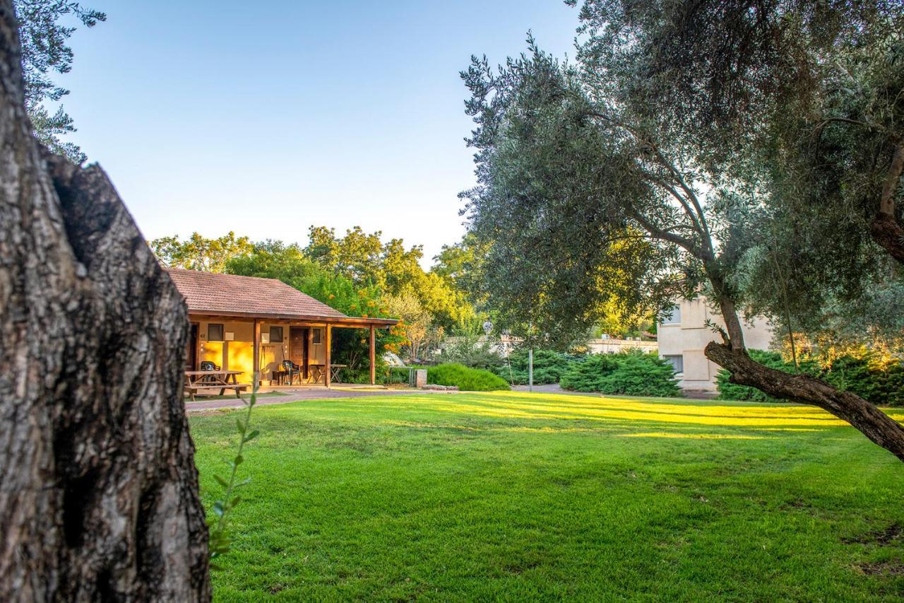 כפר הנופש קיבוץ גדות Kibbutz Gadot Galilean Resort Εξωτερικό φωτογραφία