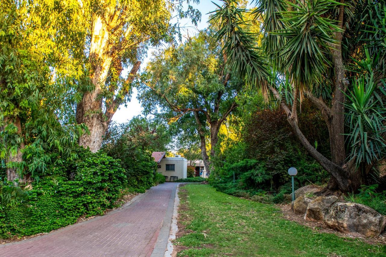 כפר הנופש קיבוץ גדות Kibbutz Gadot Galilean Resort Εξωτερικό φωτογραφία