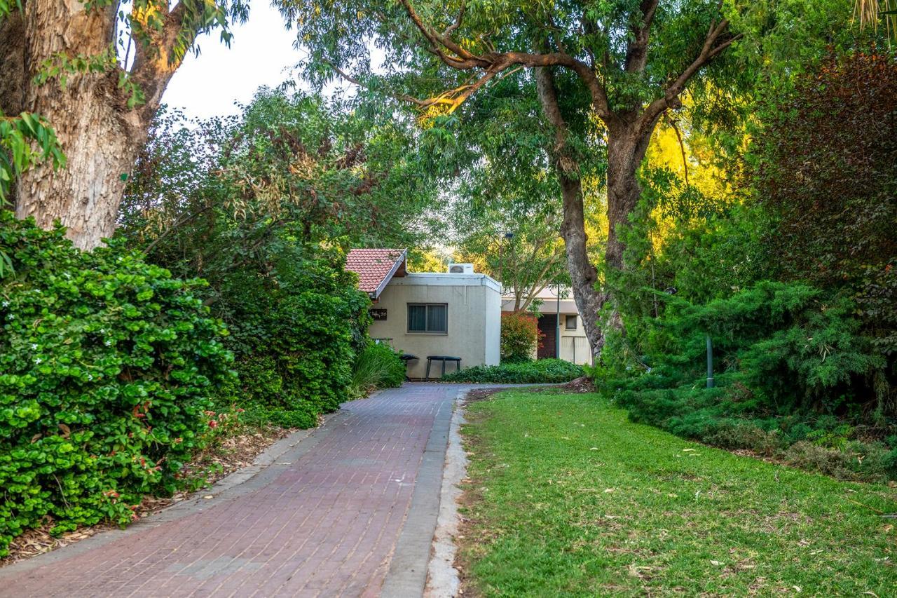 כפר הנופש קיבוץ גדות Kibbutz Gadot Galilean Resort Εξωτερικό φωτογραφία